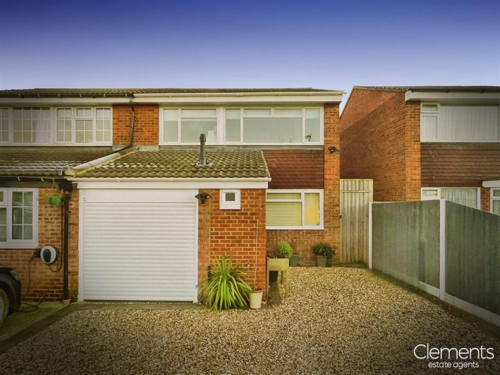 Codicote Row, Hemel Hempstead HP2 3 bed semidetached house for sale