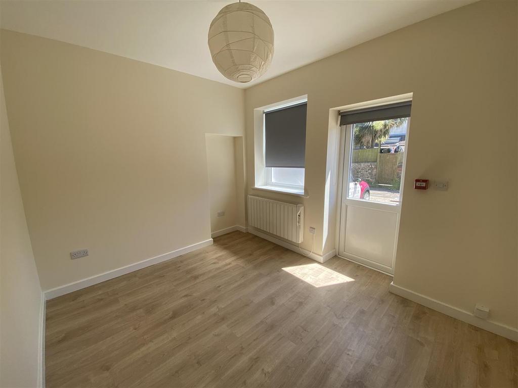 Rowlands Road, Worthing, BN11 Studio £800 pcm (£185 pw)