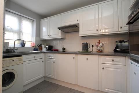 2 bedroom retirement property for sale, Eastfield Road, Brentwood
