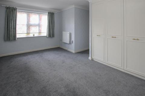 2 bedroom retirement property for sale, Eastfield Road, Brentwood