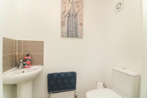 13 Larch Grove, Southminster, CM0 7FN