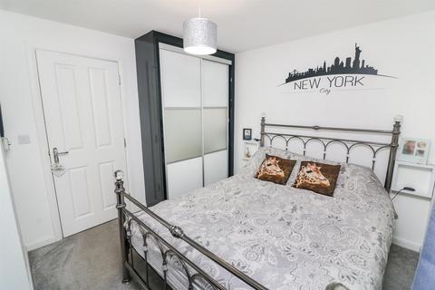 13 Larch Grove, Southminster, CM0 7FN