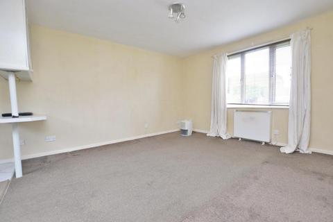 1 bedroom flat for sale, Spring Close, Dagenham