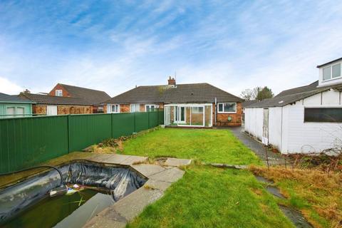 2 bedroom semi-detached bungalow for sale, Elmpark View, York