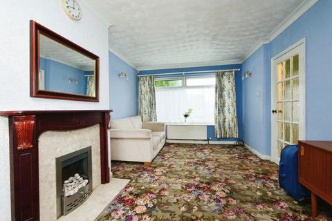 2 bedroom semi-detached bungalow for sale, Elmpark View, York