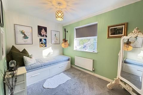 4 bedroom detached house for sale, Balmoral Crescent, Okehampton