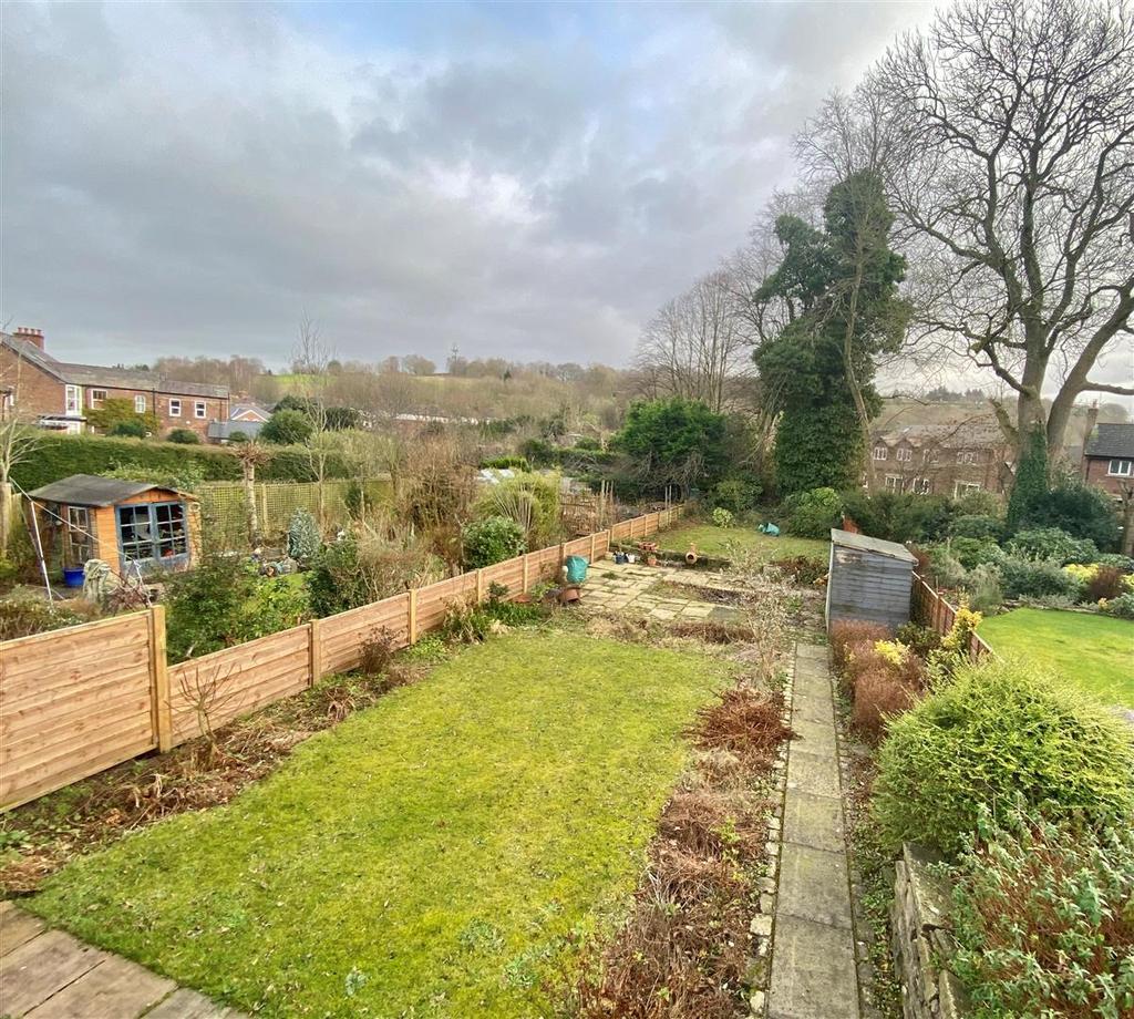 Byrons Lane, Macclesfield 3 bed semidetached house for sale £420,000