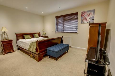 4 bedroom detached house for sale, Aldon Close, Harwich CO12