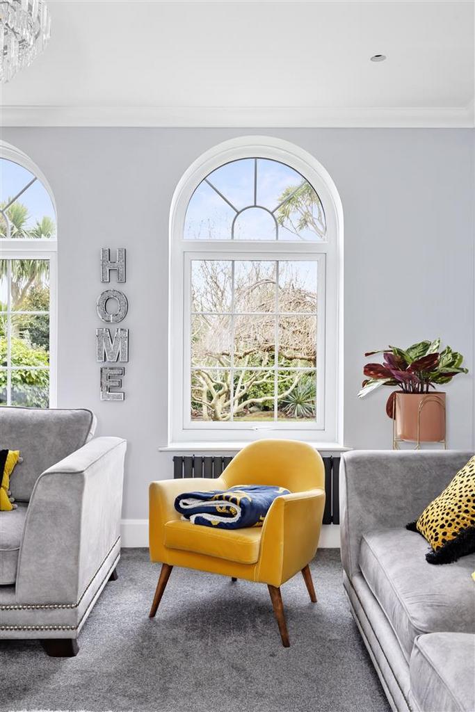 Upper Brighton Road, 49 019.jpg