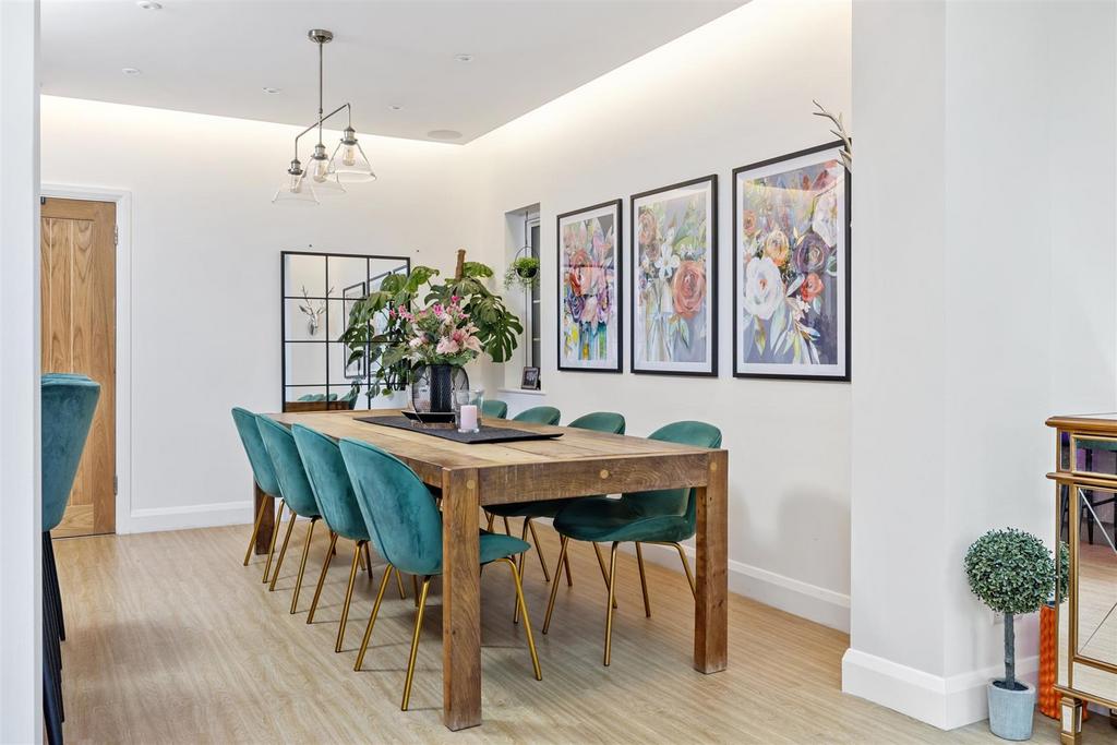 Upper Brighton Road, 49 026.jpg