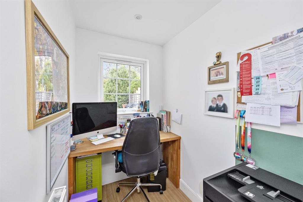 Upper Brighton Road, 49 036.jpg