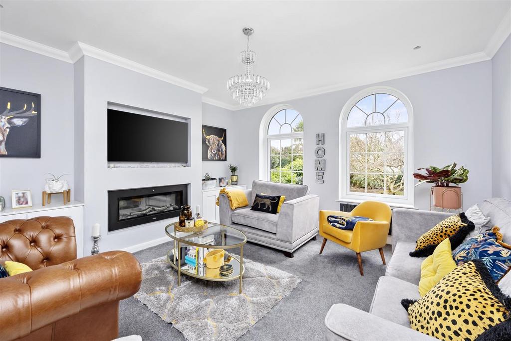 Upper Brighton Road, 49 017.jpg