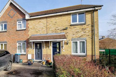 18 Lavender Close, Harlow, CM20 3QJ