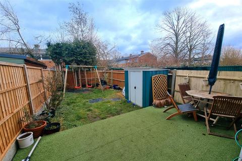 18 Lavender Close, Harlow, CM20 3QJ