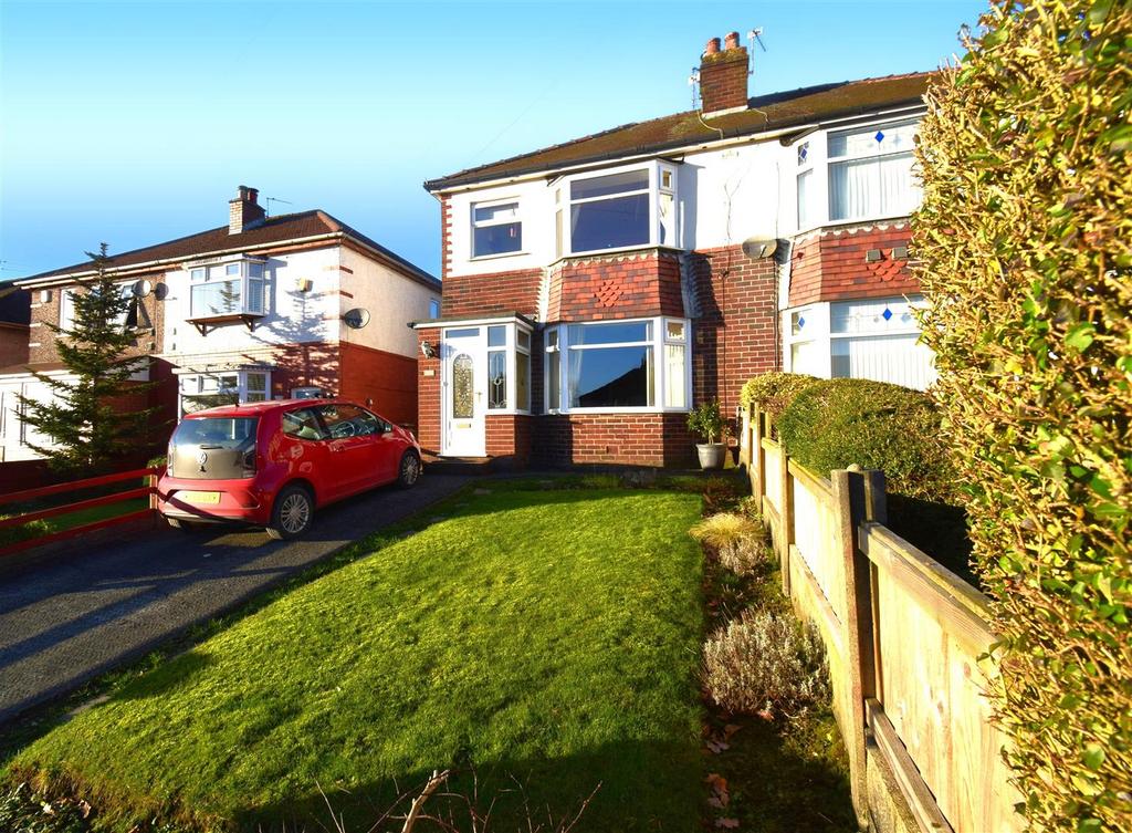 Park Road, Westhoughton, Bolton 3 bed semidetached house for sale £