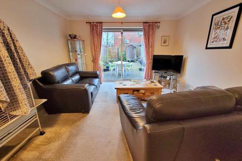 17 Balmoral Close, Tamworth, B79 8RF