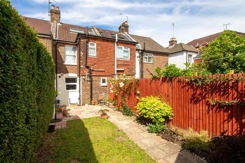 3 bedroom terraced house for sale, Victorian cottage with southerly garden on Franklynn Road, Haywards Heath