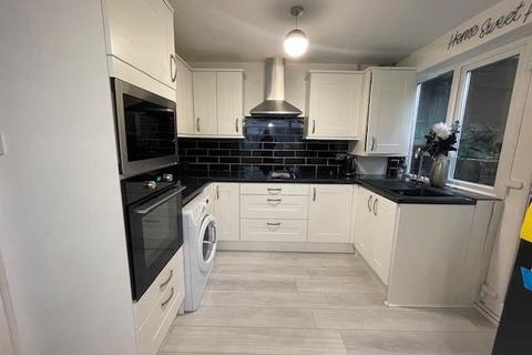 undefined, Western Avenue, Prudhoe