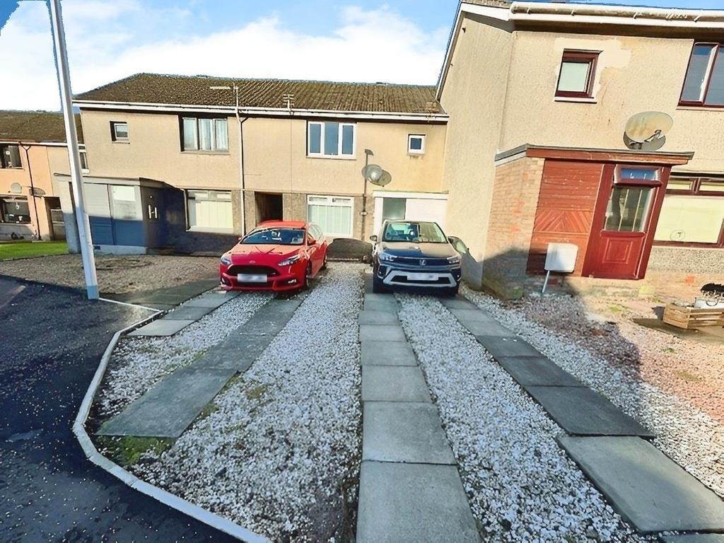 Moffat Crescent, Lochgelly 2 bed house for sale £110,000