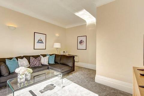 2 bedroom apartment to rent, Park Road, St Johns Wood, NW8