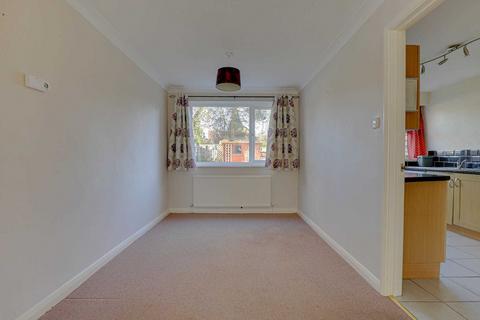 10 Langford Close, Emmer Green, Reading, RG4 8TD