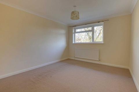 10 Langford Close, Emmer Green, Reading, RG4 8TD