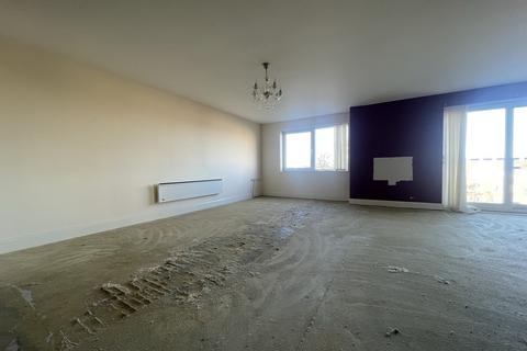 2 bedroom flat for sale, Southport PR9