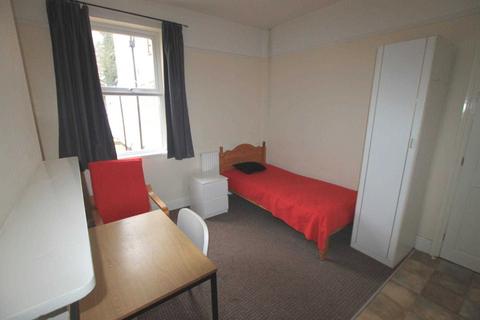 6 Allen Road, Wolverhampton, WV6 0AN