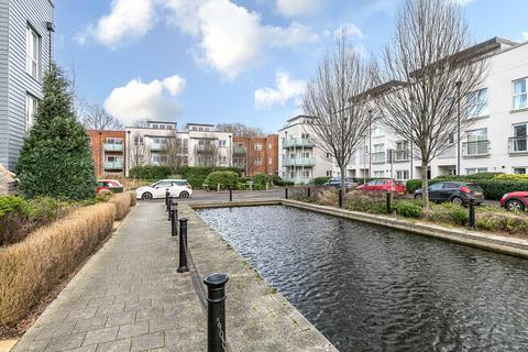 240 Canalside, Redhill, RH1 2FW