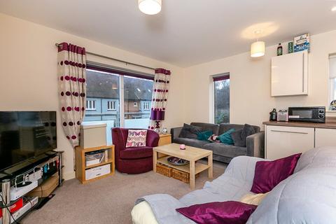 240 Canalside, Redhill, RH1 2FW