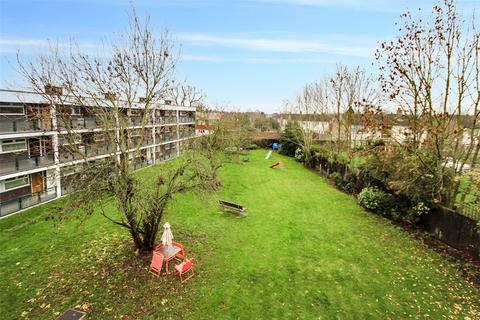 1 bedroom flat for sale, Upper Wickham Lane, Welling, Kent, DA16