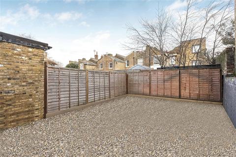 2 bedroom end of terrace house to rent - Argyle Road, Stepney Green, London, E1
