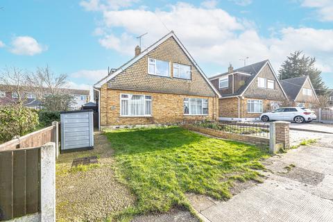 3 bedroom semi-detached house for sale, Mandeville Way, Benfleet, SS7