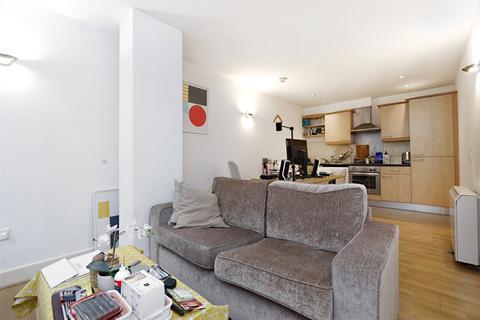 1 bedroom apartment for sale, Artichoke Hill, London, E1W