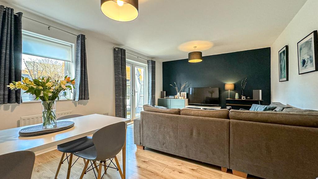 11 Moorcroft Lane - Living dining