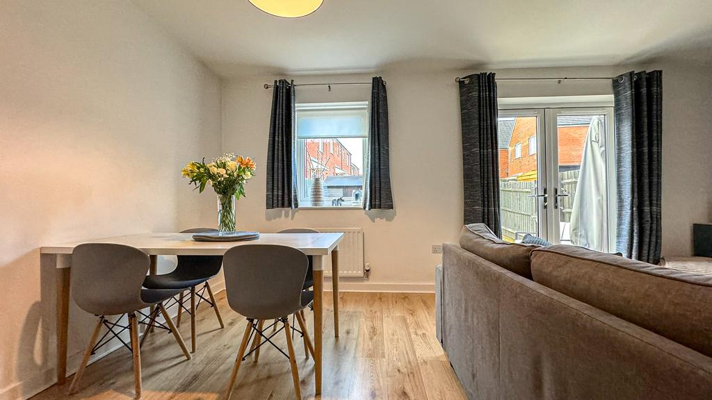11 Moorcroft Lane - dining (2)