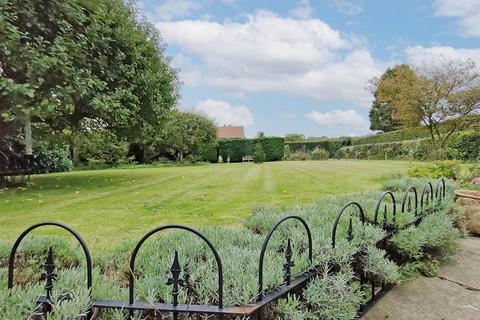 4 bedroom detached house for sale, Bell Lane, Midhurst GU29