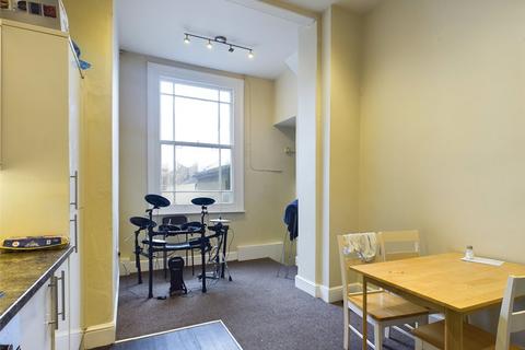 4 bedroom apartment to rent, Brunswick Place, Hove, East Sussex, BN3