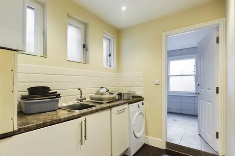 undefined, Brunswick Place, Hove, East Sussex, BN3