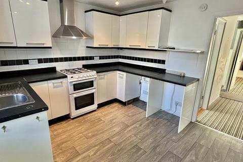 12 Earl Smith Close, Whetstone, Leicester, LE8 6NR