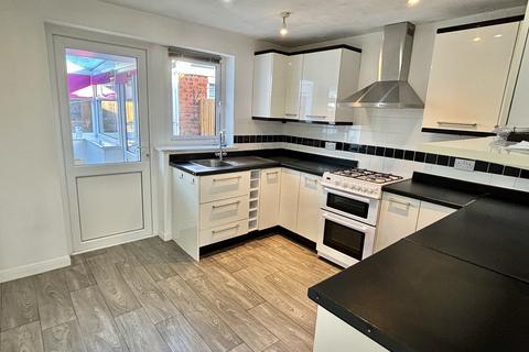 12 Earl Smith Close, Whetstone, Leicester, LE8 6NR