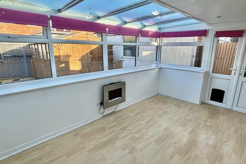 12 Earl Smith Close, Whetstone, Leicester, LE8 6NR