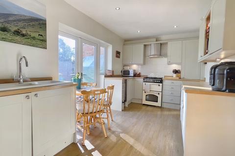 10 Beech Avenue, Ravenstone, Coalville, LE67 2AD