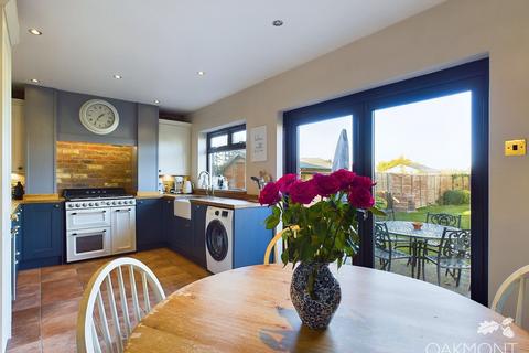 20 Nelson Road, South Ockendon, RM15 6PX