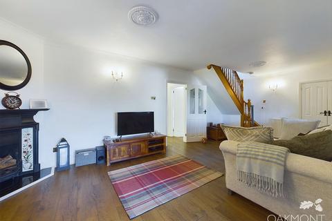 20 Nelson Road, South Ockendon, RM15 6PX