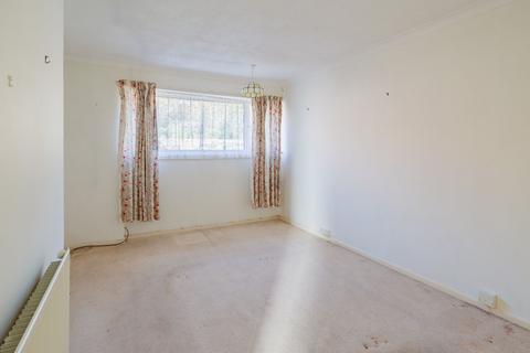 11 Churchill Drive, Crediton, EX17 2DW