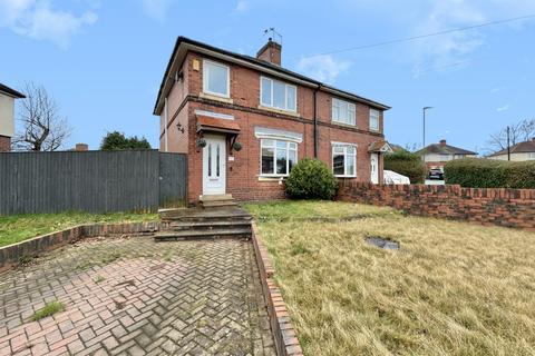 13 Coronation Street, Wrenthorpe, Wakefield, WF2 0HT