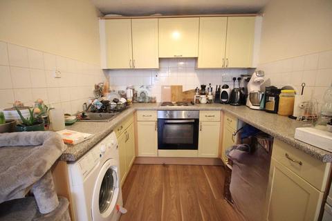 1 bedroom flat for sale, Handcross Road, Luton LU2