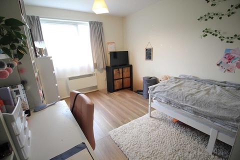 1 bedroom flat for sale, Handcross Road, Luton LU2
