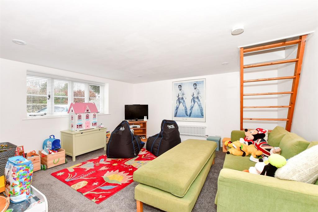 Family/ Play Room